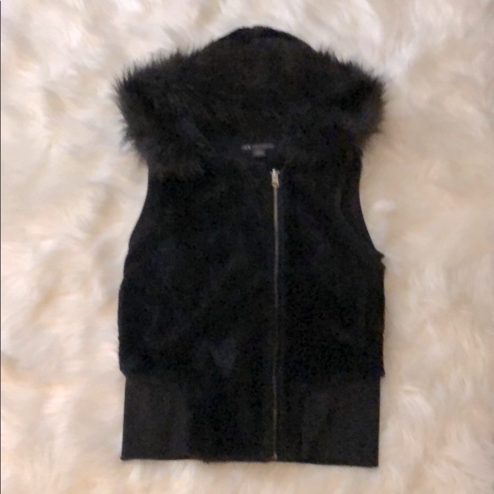 Armani Exchange Sleeveless Fur Hoodie - Picture 2 of 7